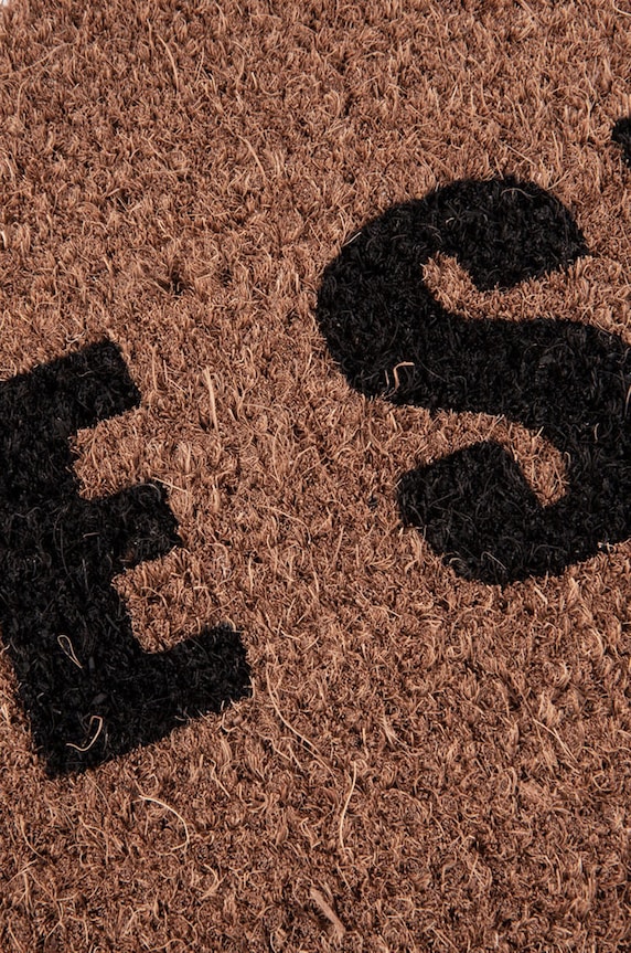 Present Time wycieraczka PT3630BK brązowy AA00