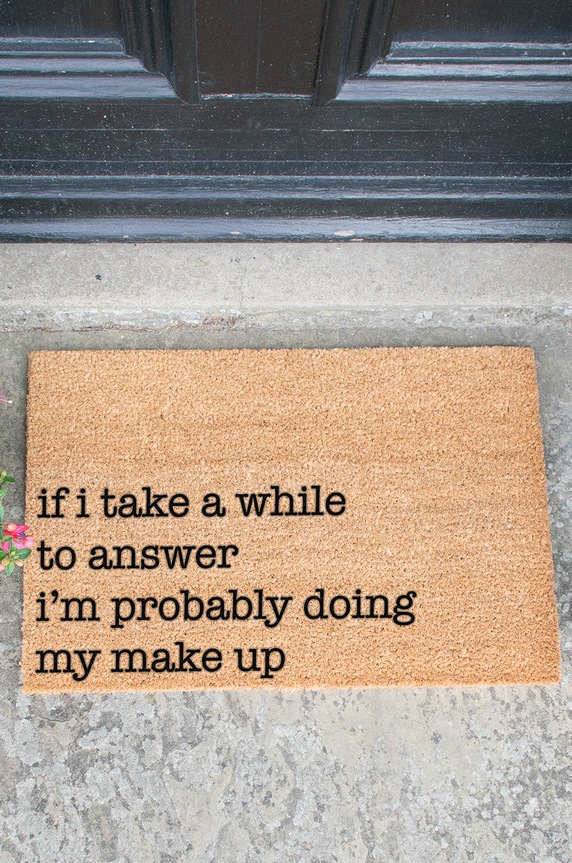 Χαλάκι Artsy Doormats Chic Collection μπεζ TYPO.DOINGMYMAKEUP