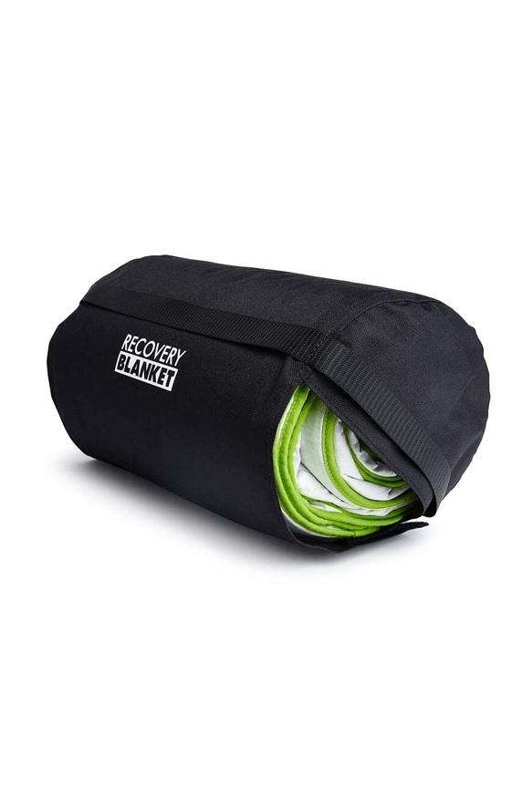 Blackroll négy évszakos paplan Recovery Blanket 135 x 200 cm fehér 186.BLACKROLL