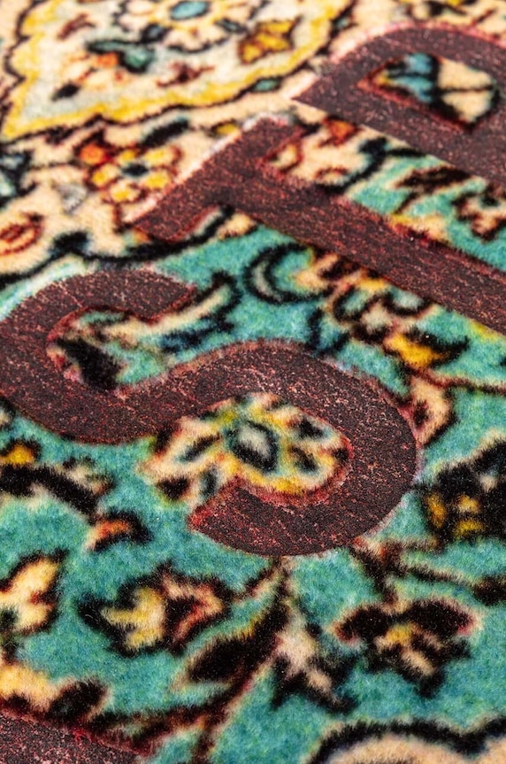 Seletti dywan Burnt Carpet Diversity 80 x 120 cm 18234 multicolor AA00