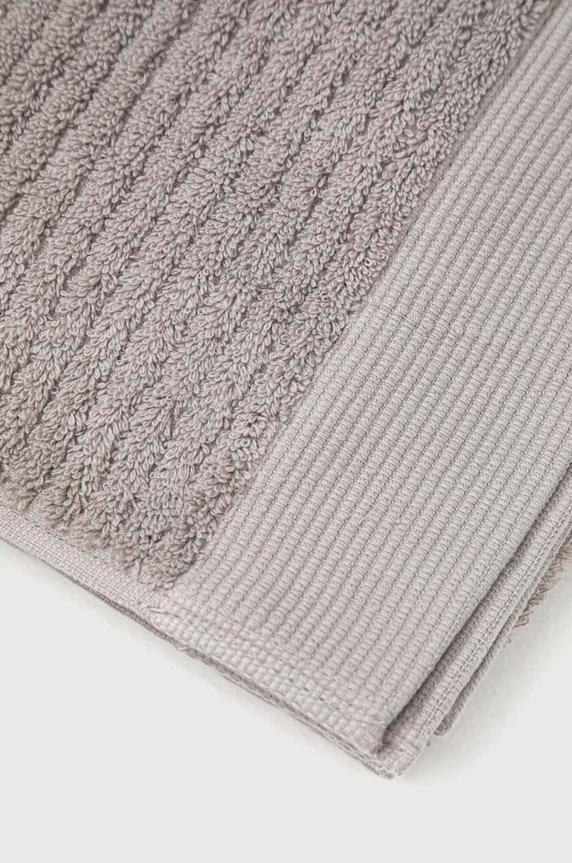 Łazienka Zone Denmark średni ręcznik bawełniany Classic Gully Grey 70 x 140 cm 331187 szary