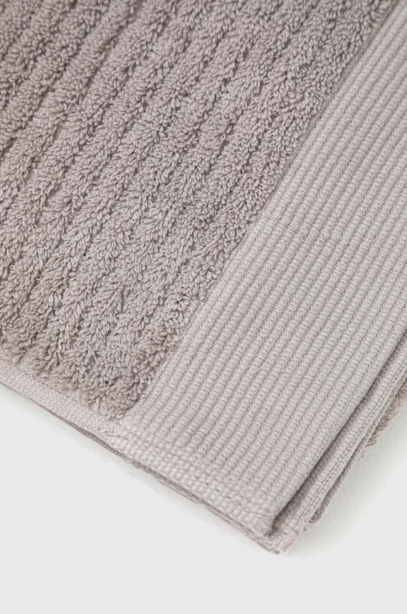 Łazienka Zone Denmark średni ręcznik bawełniany Classic Gully Grey 70 x 140 cm 331187 szary