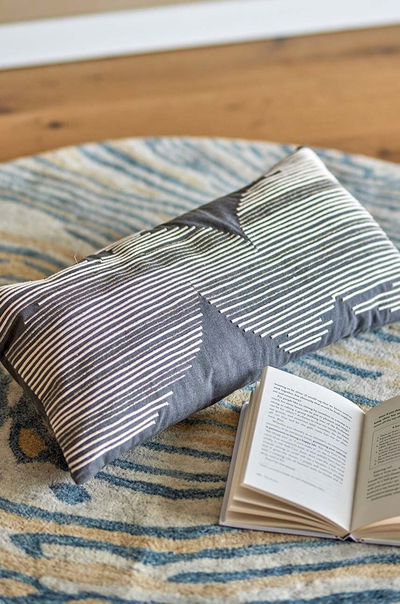 Dnevni boravak i spavaća soba Ukrasni jastuk Bloomingville Brechia 82066283 šarena