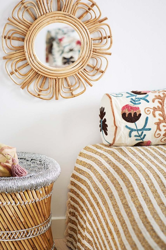 Dnevni boravak i spavaća soba Pamučni prekrivač Madam Stoltz 125 x 175 cm JOTH519.A šarena