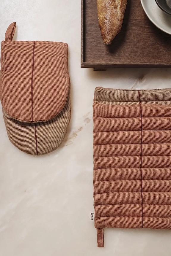 Bucătărie și bar ferm LIVING mănușă de bucătărie Ito Oven Mitt 1104270144 rosu