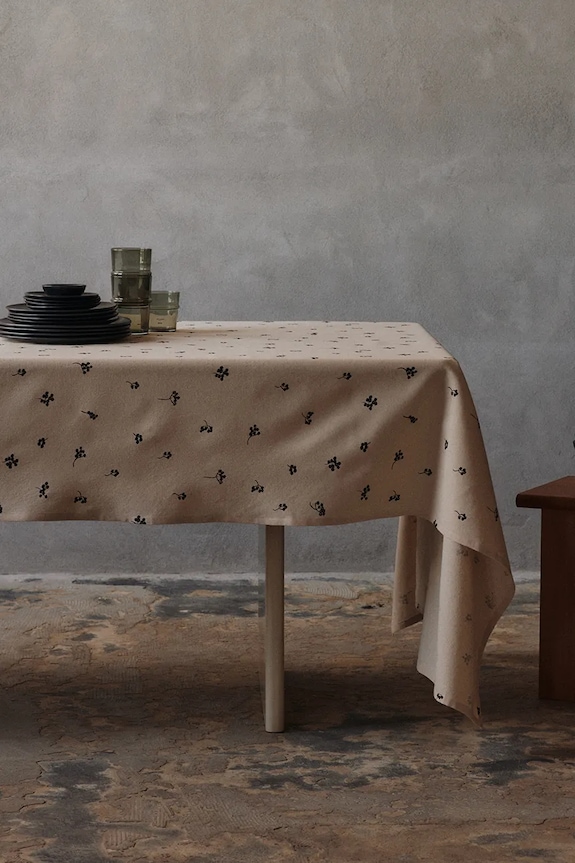 Кухня та бар Бавовняна скатертина ferm LIVING Baies 150 x 240 cm 1104271887 бежевий