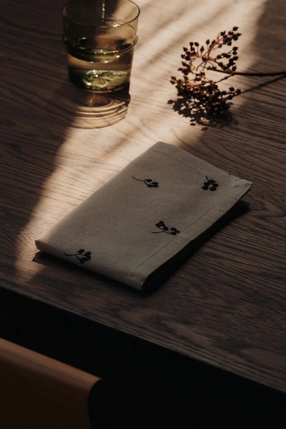 Кухня и бар Набор хлопковых салфеток ferm LIVING Baies 40 x 40 cm 4 шт 1104271888 бежевый