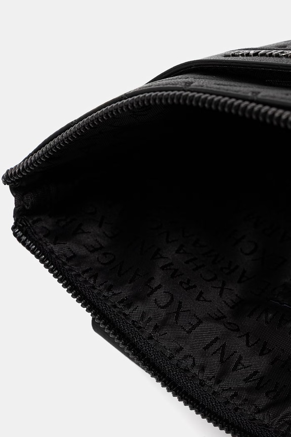 Armani Exchange saszetka męska z imitacji skóry XM002597.AF22652.NOS czarny