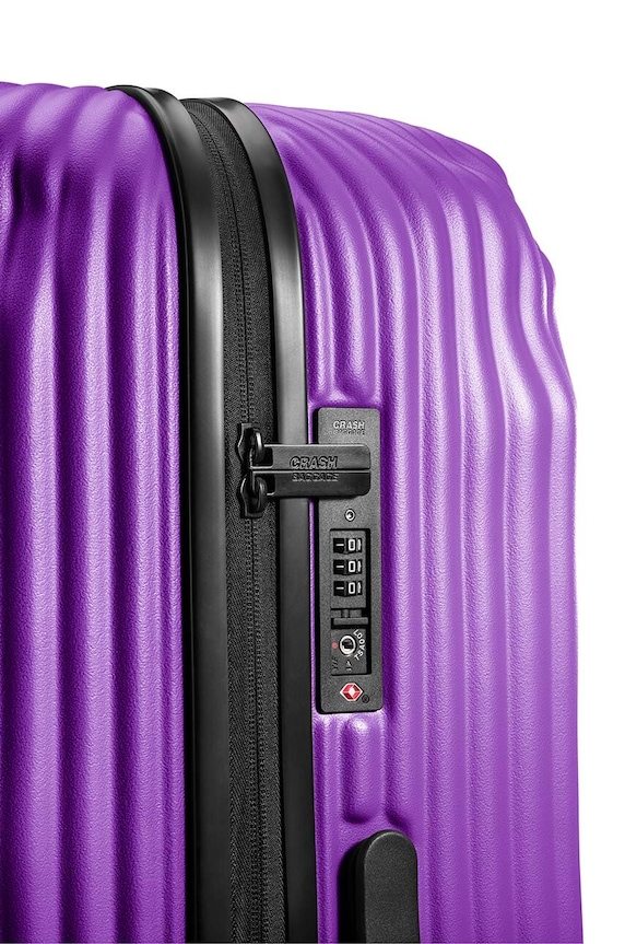 Crash Baggage walizka STRIPE Medium size 68x45x26 cm CB152