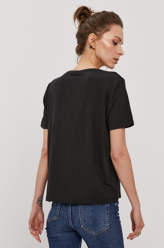 Oblečenie Tričko Vero Moda 10243880 čierna