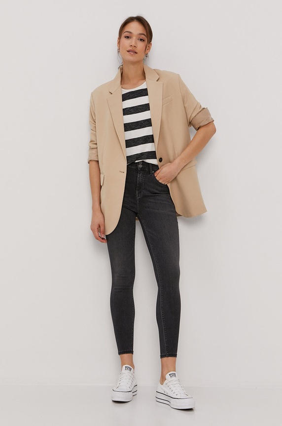 Vero Moda T-shirt 10190017 biały AA00