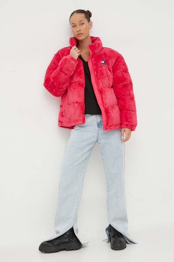 Bavlnené tričko Tommy Jeans DW0DW14617.NOS čierna AA00