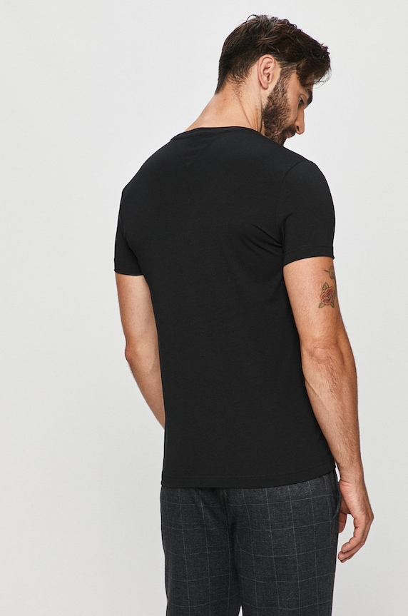 Oblečenie Tommy Hilfiger - Tričko 867896625 čierna