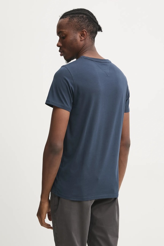 Ρούχα Tommy Jeans T-shirt ανδρικό βαμβακερό DM0DM04411 σκούρο μπλε