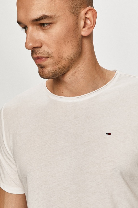 Tommy Jeans t-shirt biały DM0DM09586