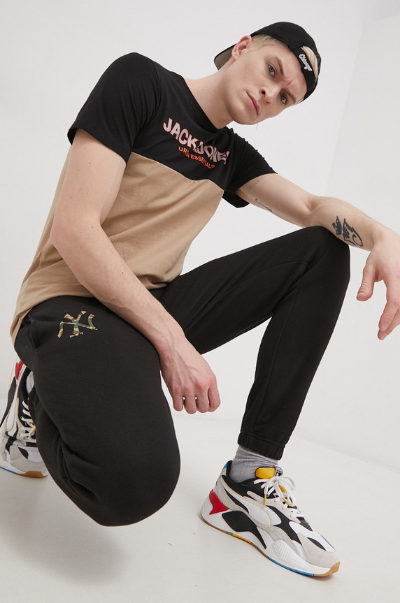 Pamučna majica Jack & Jones 12190452.Crockery bež AA00