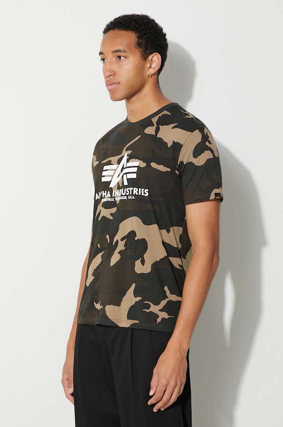 Хлопковая футболка Alpha Industries Basic T-Shirt Camo зелёный 100501C.408