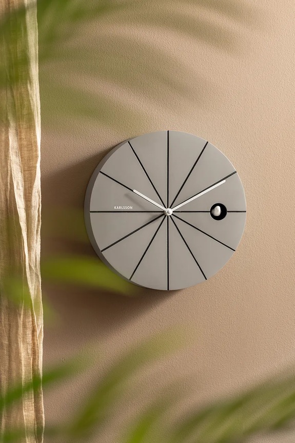 Karlsson zegar ścienny z kukułką Destacado Cuckoo 28 cm szary KA6068DG