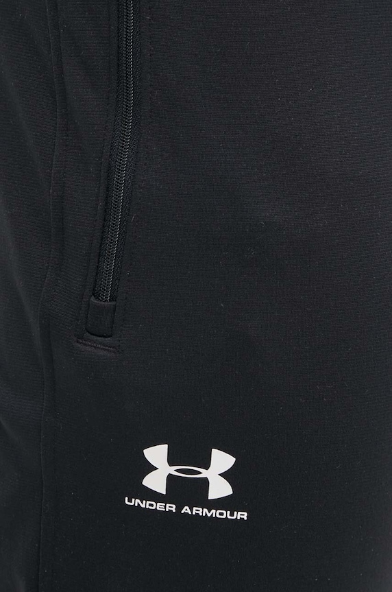 Kalhoty Under Armour 1290261. černá 1290261.