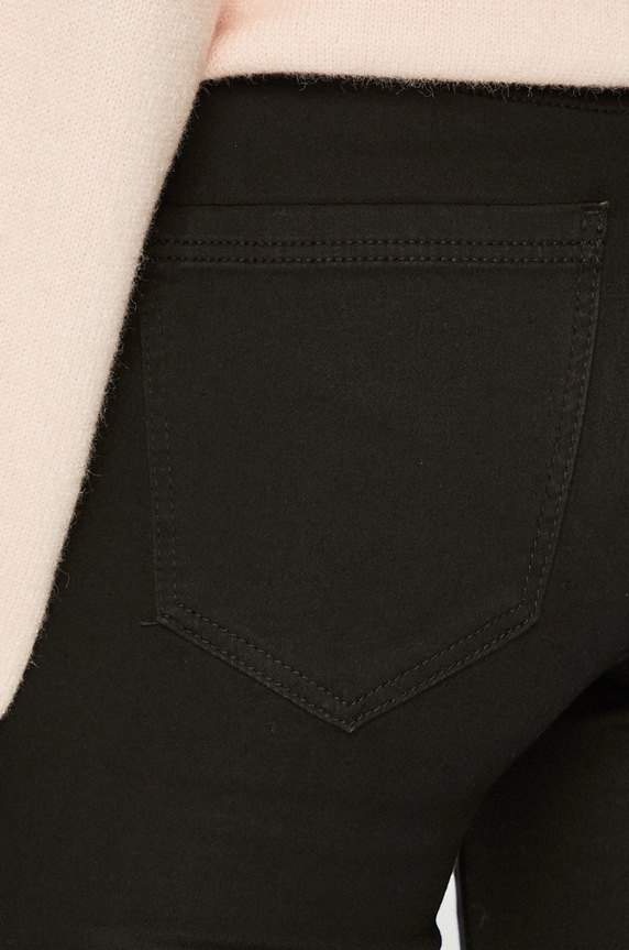 Vero Moda - Jeansi Sophia 10209215 negru