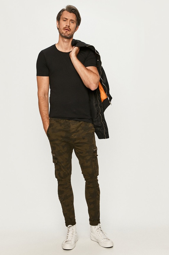 Jack & Jones - T-shirt 12058529 czarny AA00