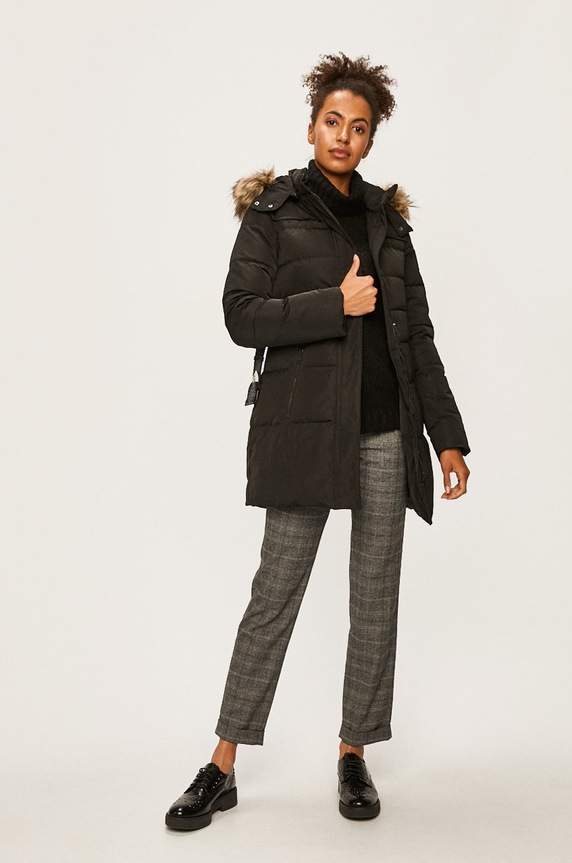 Pepe Jeans - Péřová bunda Azu PL401667 černá AW19