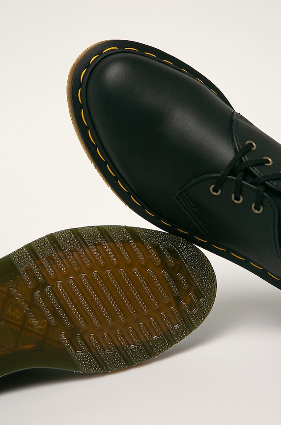 Dr Martens - Félcipő Vegan fekete DM14046001
