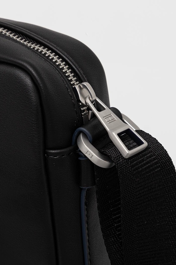 Tommy Hilfiger - Saszetka czarny AM0AM01941.