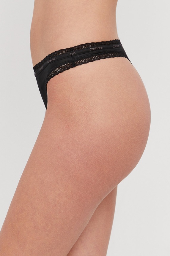 Calvin Klein Underwear Stringi 000QD3763E czarny AA00