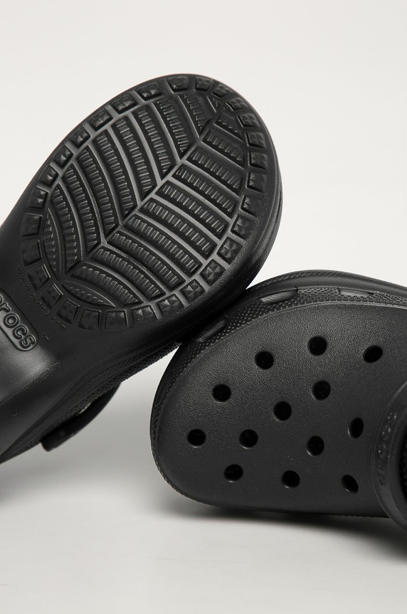 Crocs - natikači Bae Clog črna 206302.0W