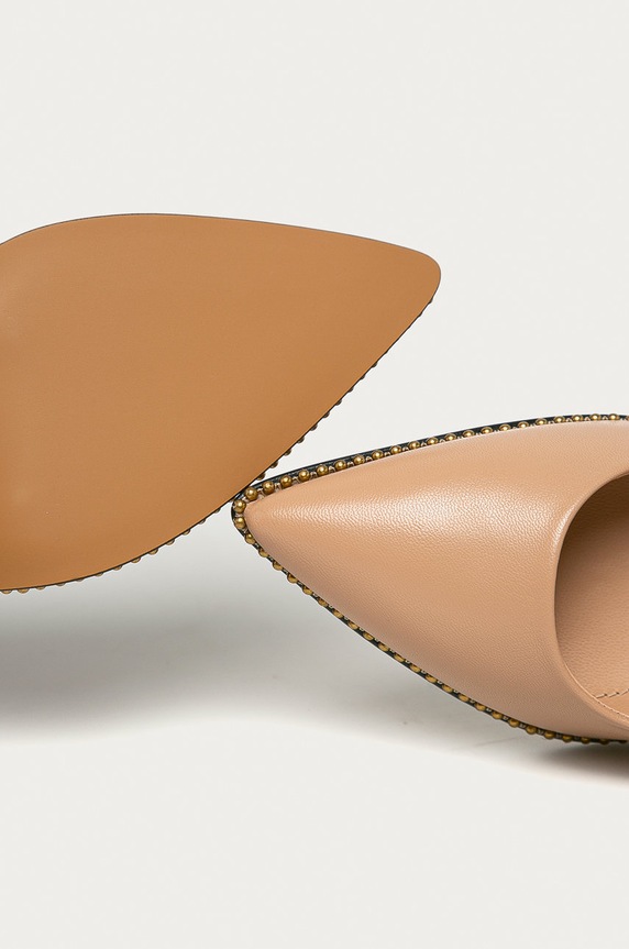 Coach - Δερμάτινες γόβες μπεζ G3935