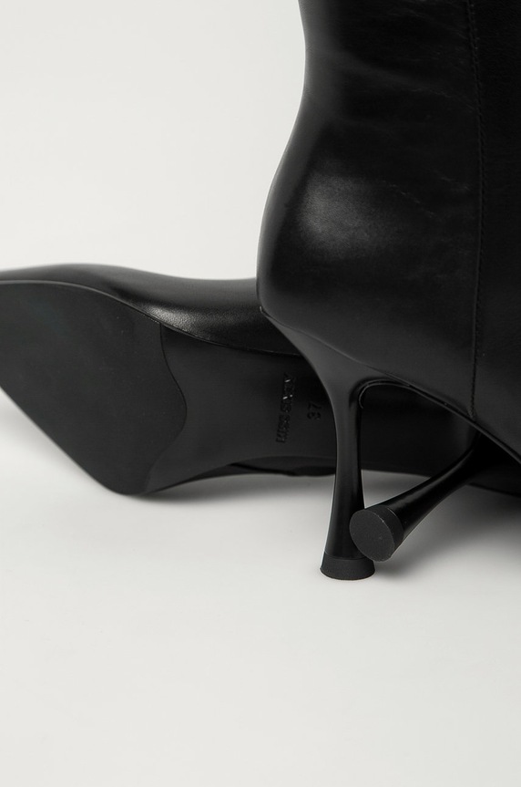 Miss Sixty - Ghete de piele 603QJ8570000 negru