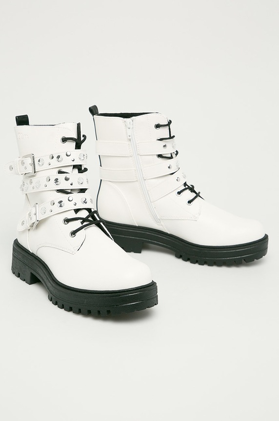 s. Oliver - Workery 5.5.25236.25.100 biela AW20