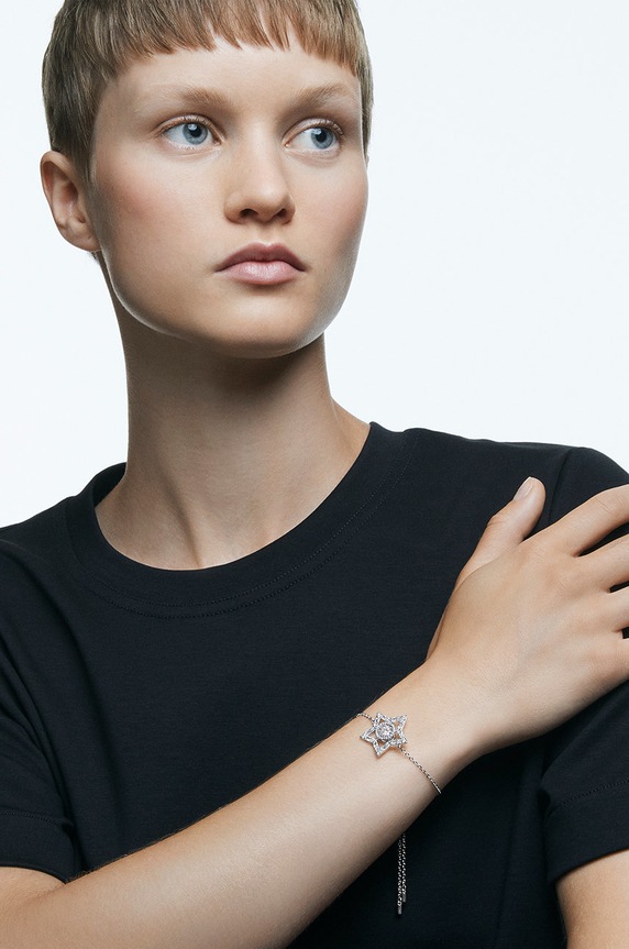 Swarovski karperec 5617881 ezüst AW21