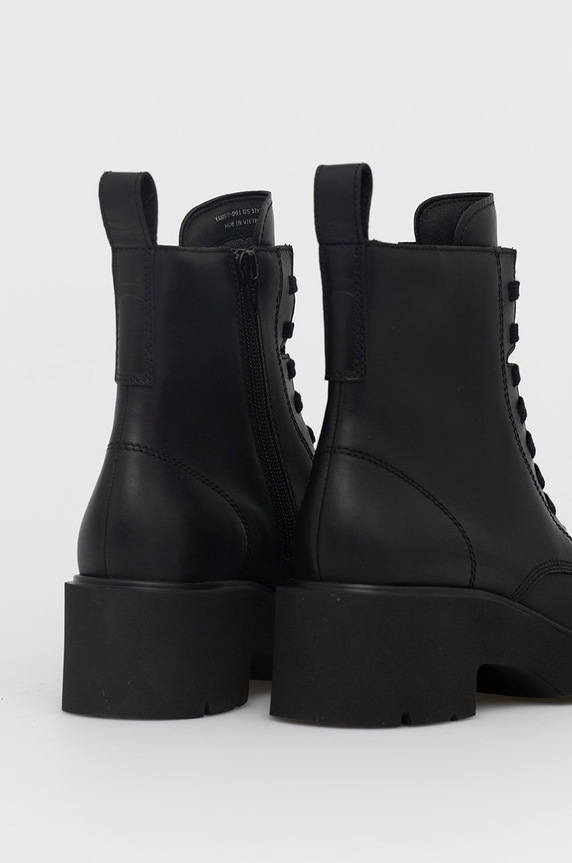 Обувки Кожени кубинки Camper Milah K400577.001 черен