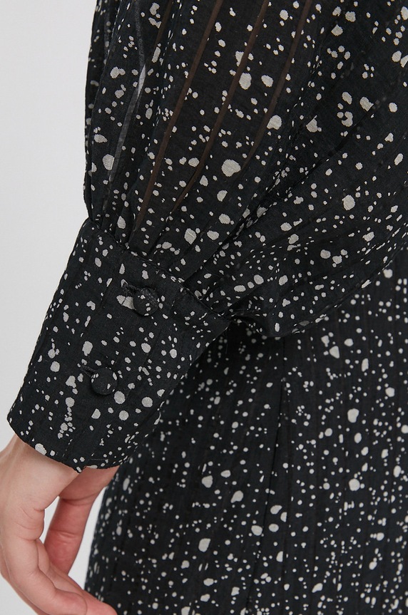 Sisley ruha 48QD5VI07.66U