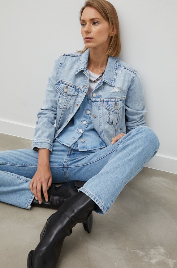 Džínový top Levi's modrá A3358.0000
