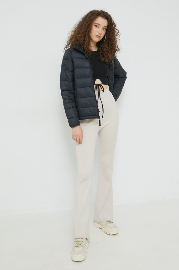 Tričko s dlouhým rukávem Hollister Co. KI339.3145.900 černá AW22