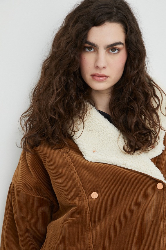 Manšestrová bunda Wrangler hnědá W4388828E