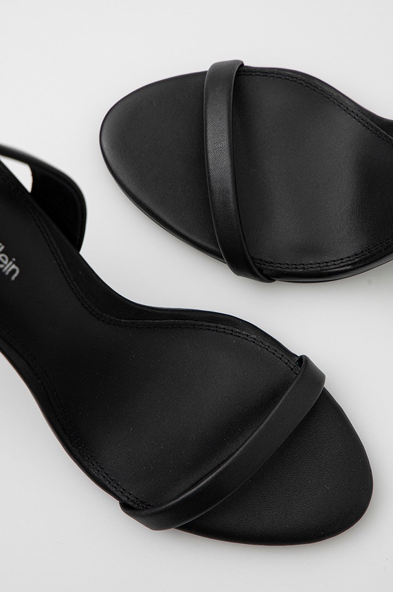 Calvin Klein sandały skórzane Essentia czarny HW0HW01128.BAX