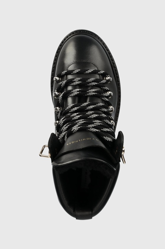 Tommy Hilfiger bokacsizma Leather Outdoor Flat Boot fekete FW0FW06725.BDS