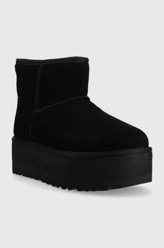 Kožené snehule UGG Classic Mini Platform 1134991.BLK čierna AA00