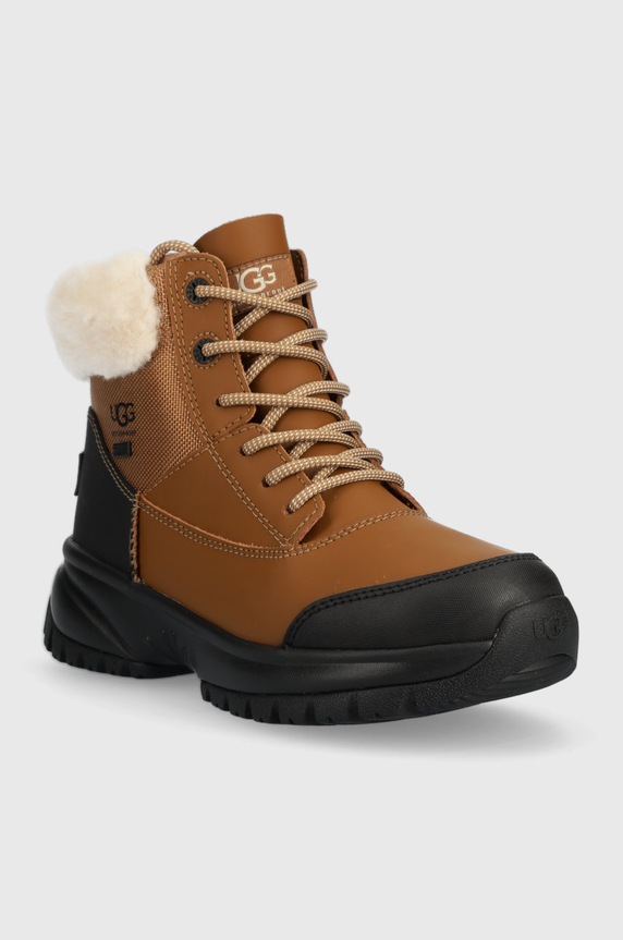 Čevlji UGG W Yose Fluff V2 1130901.CHE rjava SS24