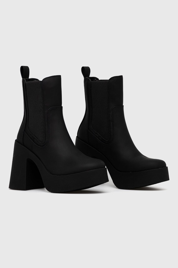 Chelsea Steve Madden SM19000002.001 črna AW22