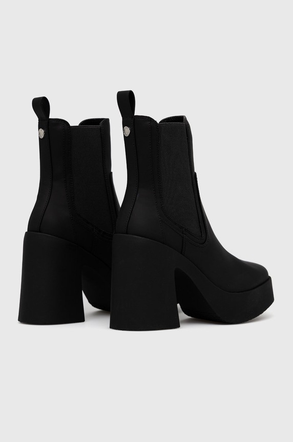 Obutev Chelsea Steve Madden SM19000002.001 črna