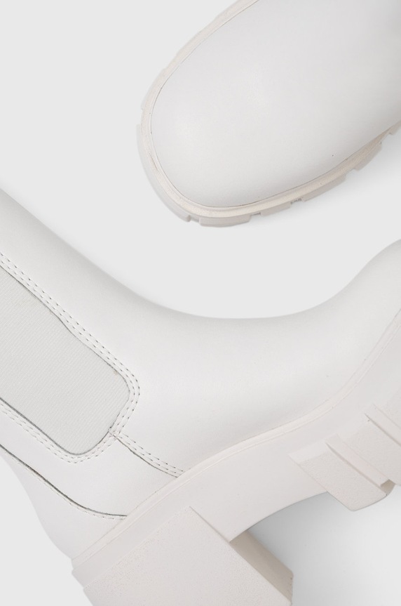 Kožne gležnjače Steve Madden bijela SM11002152.127