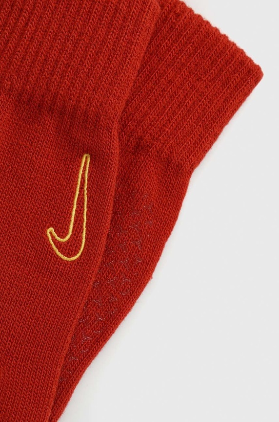 Nike rękawiczki N.100.0661.629 czerwony AA00