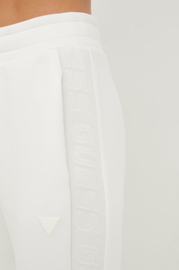 Παντελόνι φόρμας Guess ALLIE λευκό V2YB18.K7UW2
