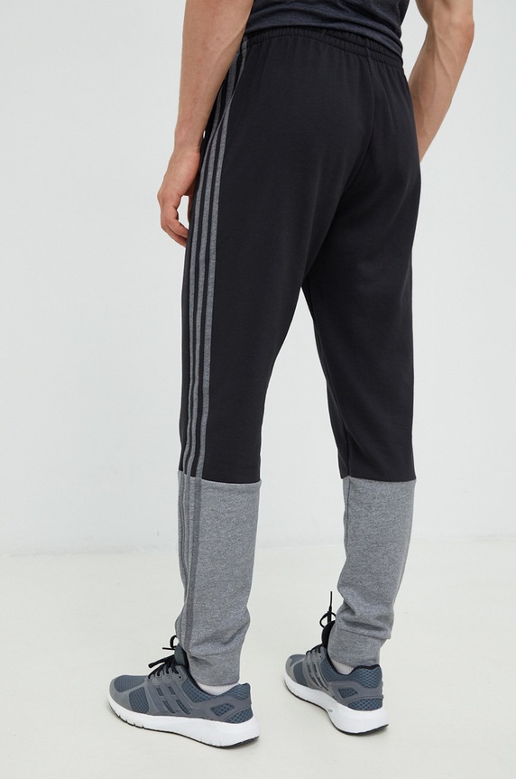 Одежда Спортивные штаны adidas HK2899 чёрный