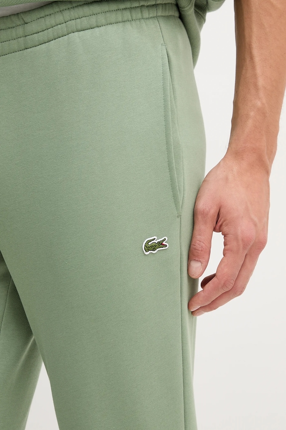 Lacoste teplákové nohavice pánske s bavlnou zelená XH9624